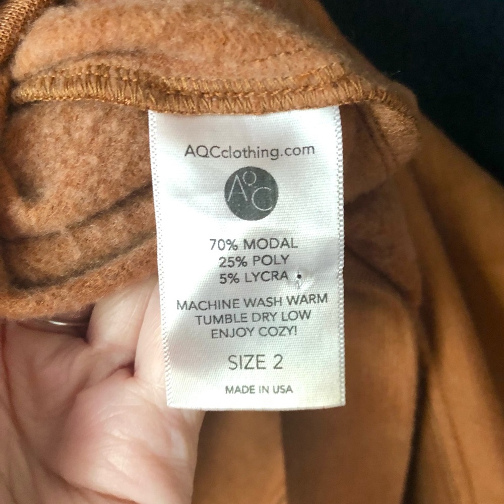 \AQC\• NWT Dori Sweatshirt - Picture 12 of 13